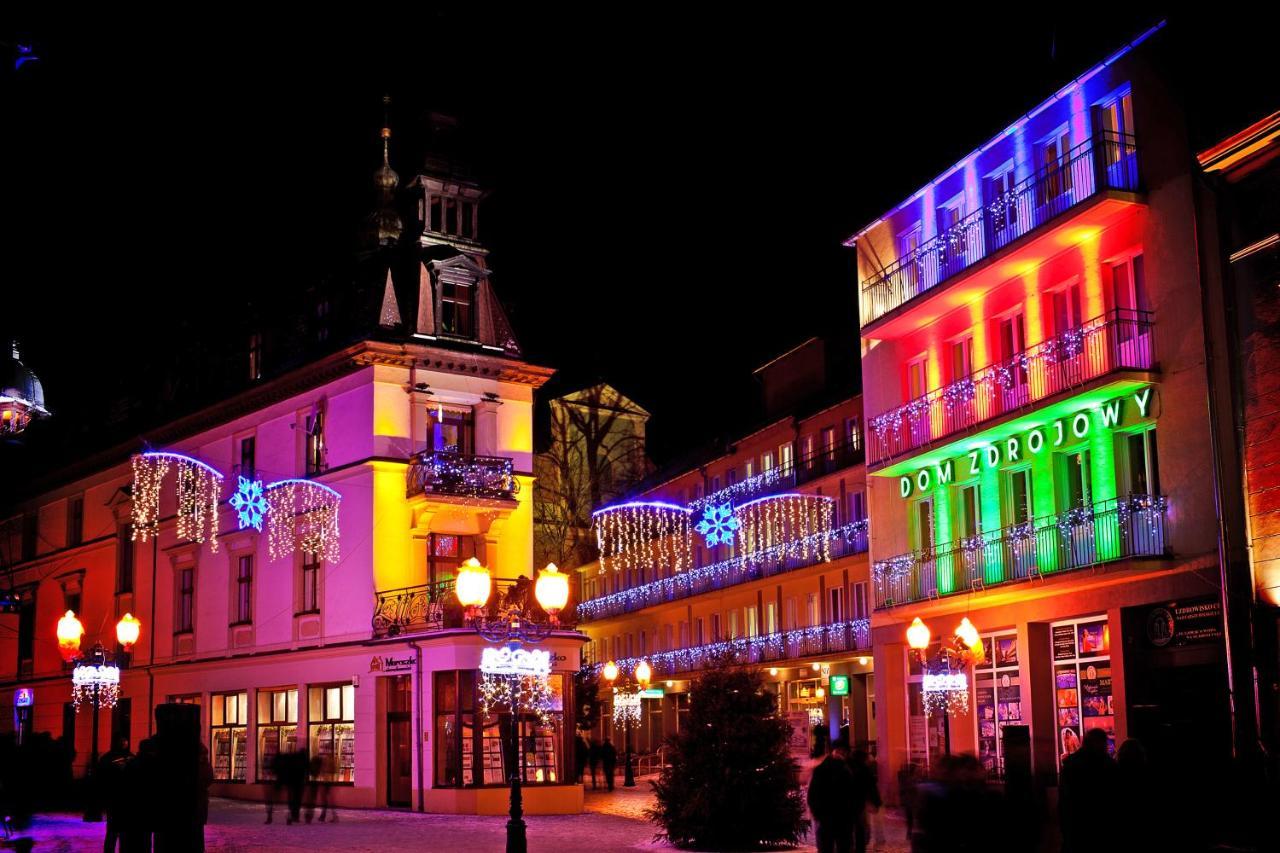 Aparthotel Dom Zdrojowy à Jelenia Góra Extérieur photo