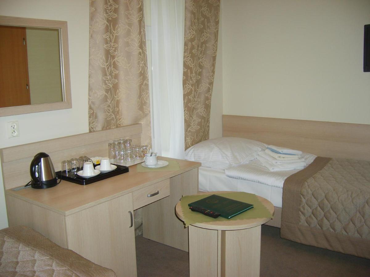Aparthotel Dom Zdrojowy à Jelenia Góra Extérieur photo