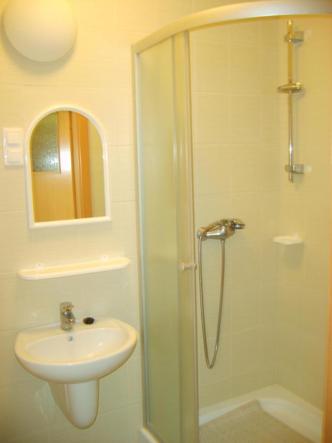 Aparthotel Dom Zdrojowy à Jelenia Góra Extérieur photo